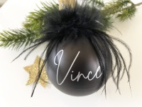 Weihnachtskugel mit Federn schwarz- personalisiert mit Namen 4