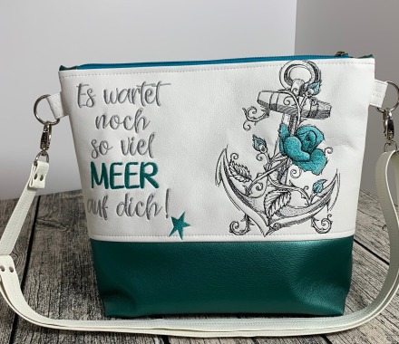 Anker - Blumen - Tasche Handtasche Umhängetasche aus tollem Kunstleder handmade bestickt -