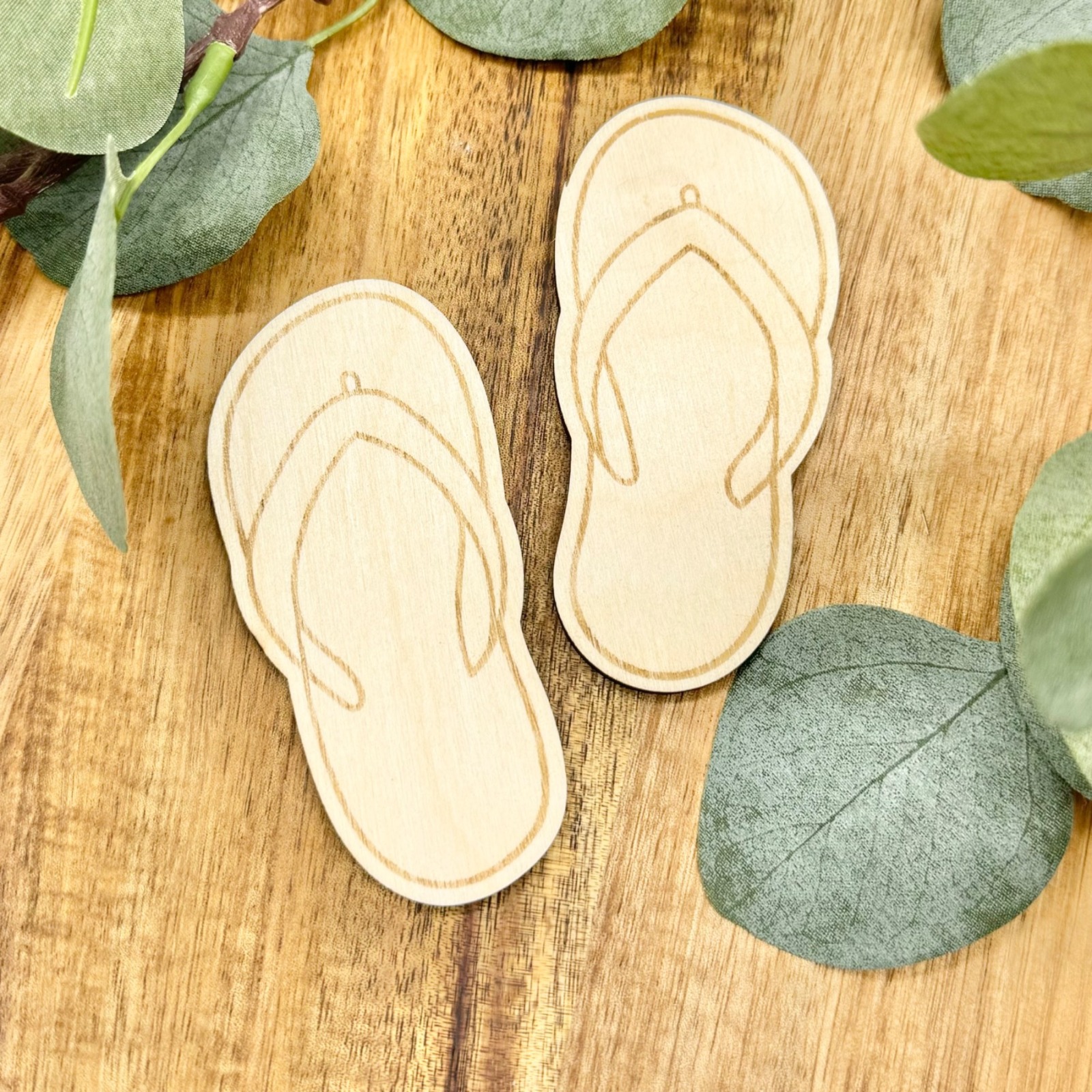 Sommerliche Flatlay-Bilder-Deko - Flip Flops - aus hochwertigem Holz Stilvolle Akzente setzen