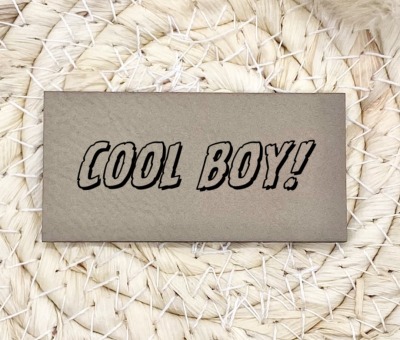 Flexible und weiche Kunstleder-Labels mit Cool Boy Verschiedene Farben und Größen -