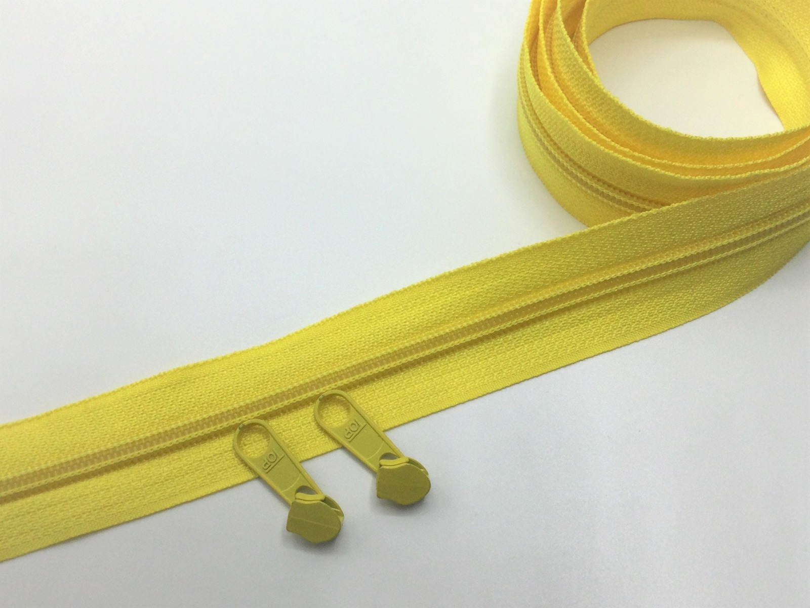 1 m Endlosreißverschluss 5 mm gelb incl. 2 Zipper