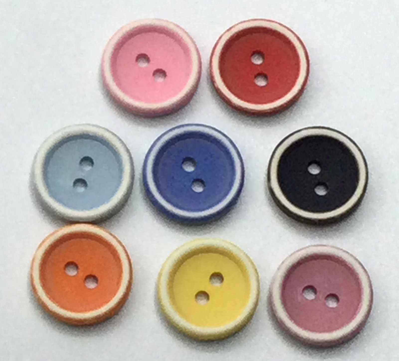 Knopf mit Rand | 7 Farben | 12 mm | 3 Stück
