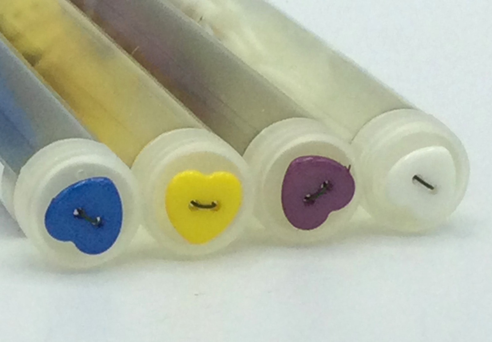 Polyesterknopf Herz 15 mm 2-Loch | 4 Farben