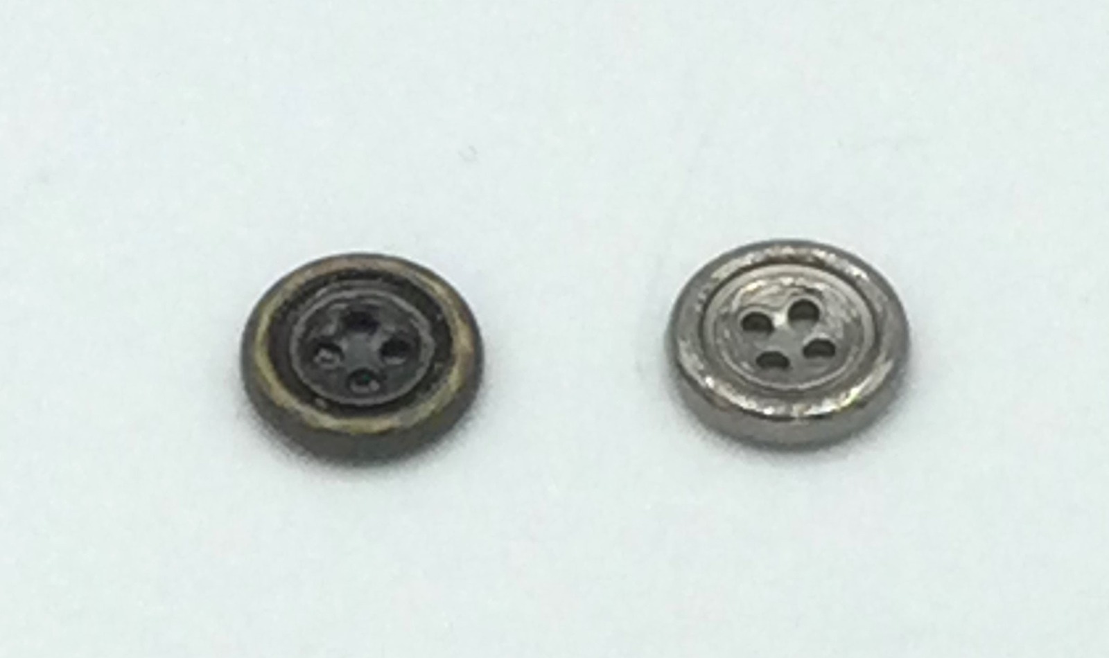 Metallknopf 15 mm 4-Loch | 2 Farben | 2 Stück 2