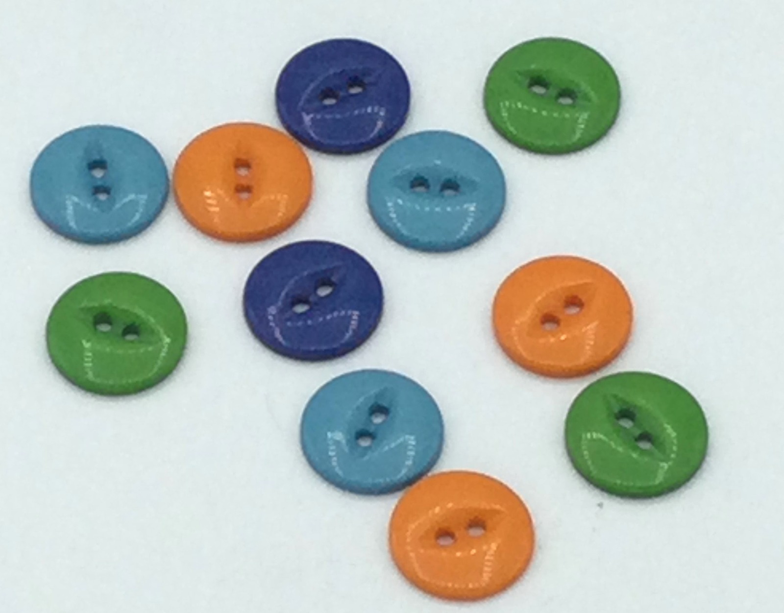 Polyesterknopf 15 mm 2-Loch | 5 Farben 2
