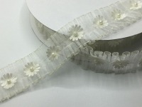 Tüll-Rüschenband | mit Perlen | 40 mm breit | offwhite 2