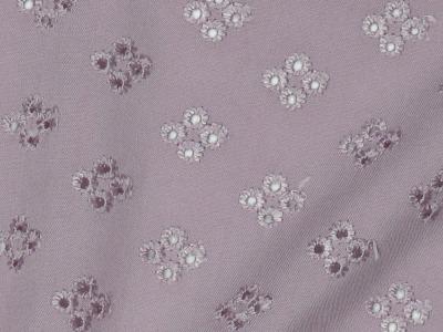 Viskosestoff mit Lochstickerei | Embroidery | lilac