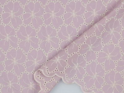 Baumwollstoff mit Stickerei | Embroidery | 2-seitige Bogenkante | cherry blossom