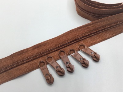 1 m Endlosreißverschluss 5 mm bronzebraun incl. 5 Zipper