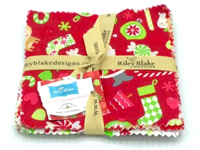 Riley Blake | Home for the Holidays | 5-inch-Stacker | 21 pieces