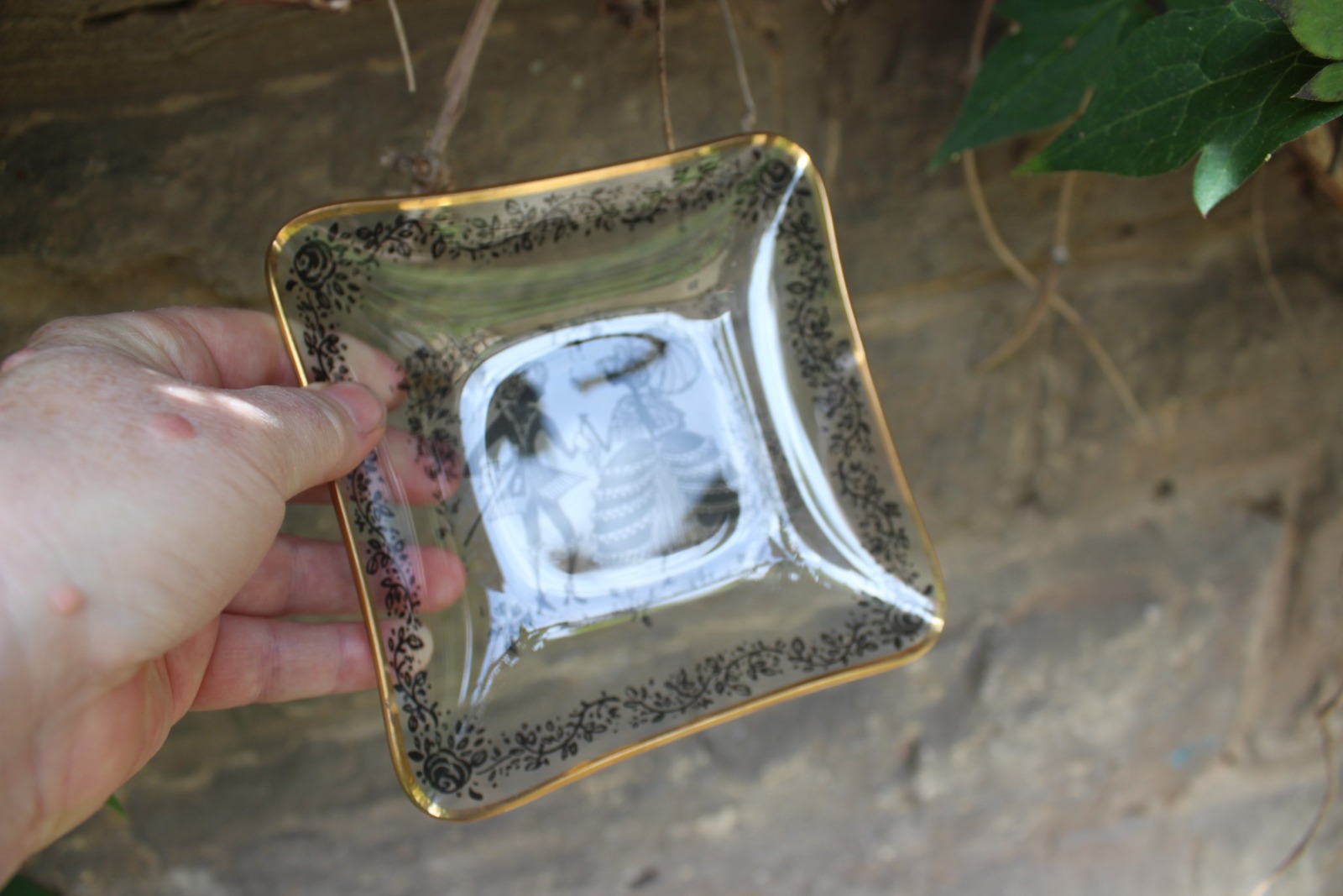 1 von 6 kleiner Dessertteller Dessertschale Rokkoko Scherenschnitt Dekor Glasteller Glasschale