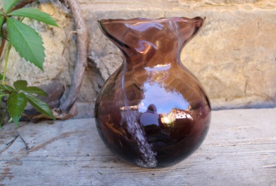 Vase lila weiß Glas mundgeblasen Vintage DDR