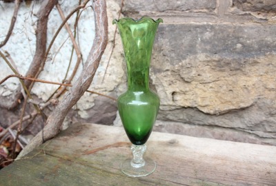 Jugendstil Knospenvase grün Waldglas 1900 - 1915