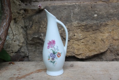 kleine Vase Henkelvase Blumendekor Porzellan DDR GDR