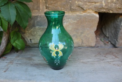 Vase grünes Glas Handbemalt florales Dekor 50er 60er Jahre DDR