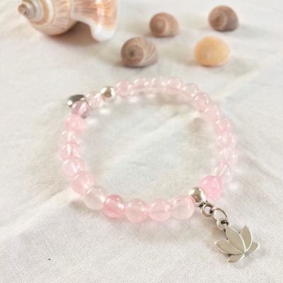 Armband Lotusliebe aus Rosenquarz - Perlenarmband aus Edelstein in rosa mit silbernen Lotus