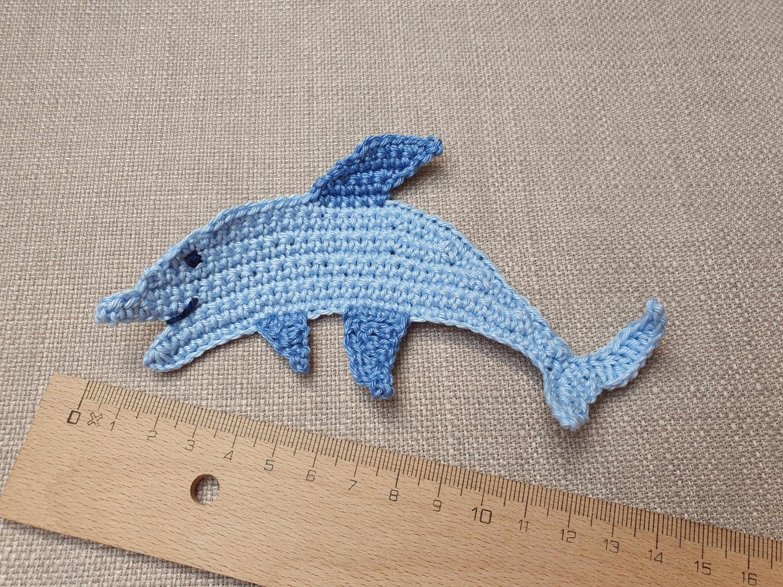 Delfin Häkelapplikation 13 cm 2