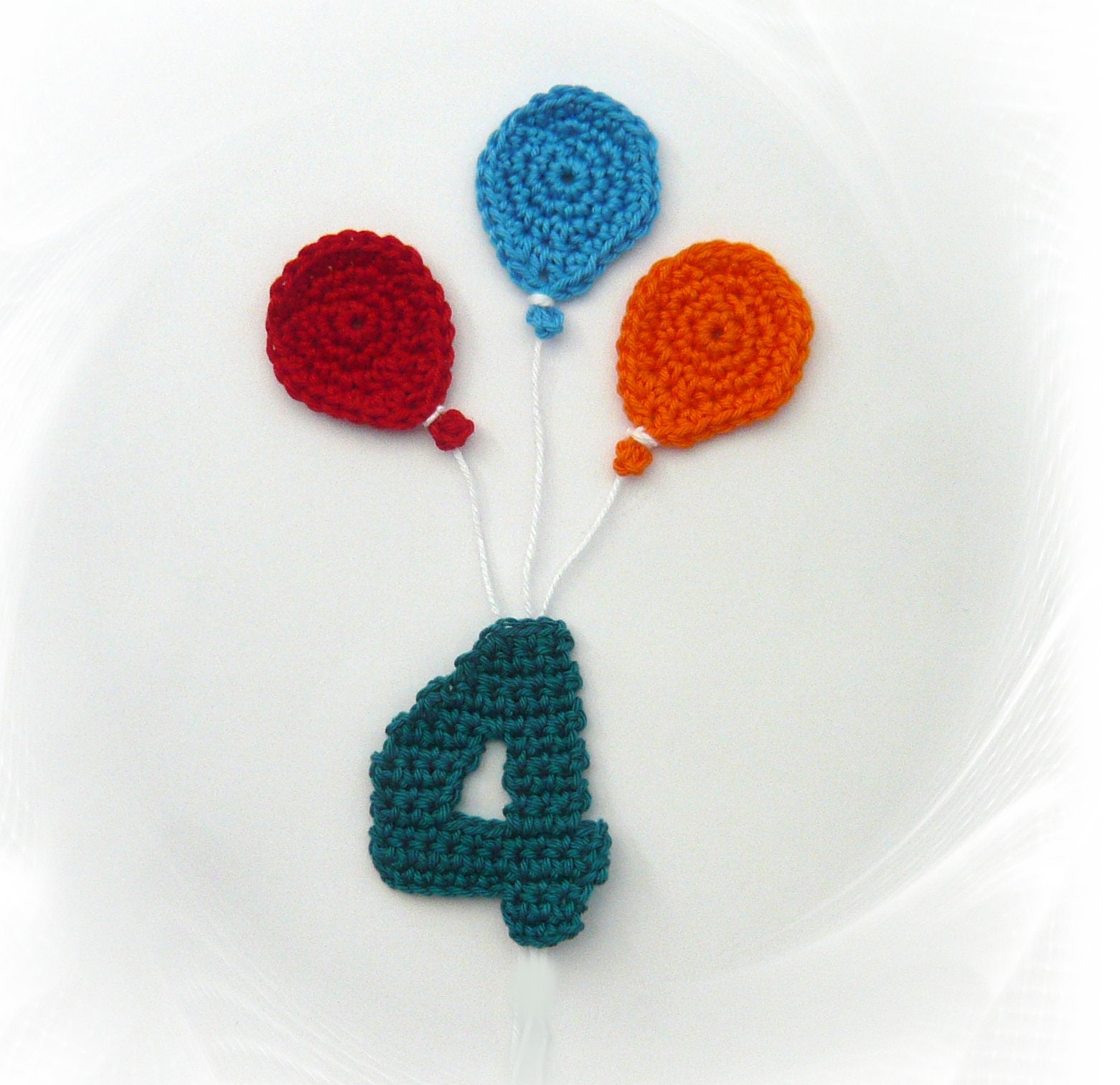 Zahl oder Buchstaben mit 3 Luftballons Häkelapplikation 9