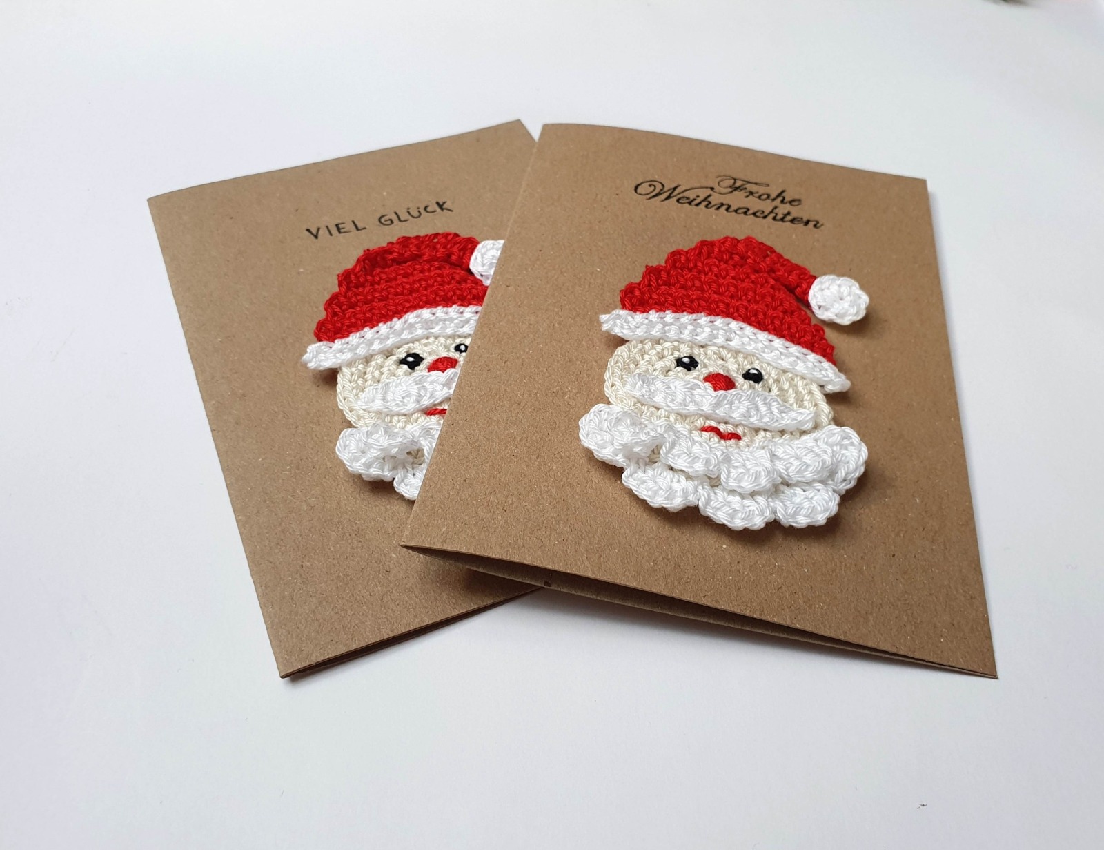 Handgemachte Weihnachtskarte mit süßem gehäkeltem Weihnachtsmann 8