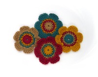 4er-Set Häkelblumen 6 cm in warmen Farben aus 100% Baumwolle 2