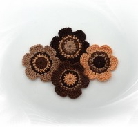 4er-Set herbstliche Häkelblumen in Brauntönen 6 cm 2