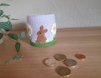 Süße Hasen-Spardose: Ein entzückendes Geldgeschenk für Kinder zu Ostern - Hasenliebe im