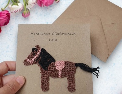 Handgefertigte Pferdekarte - Einzigartige Geschenkidee für Pferdefans - personalisierte