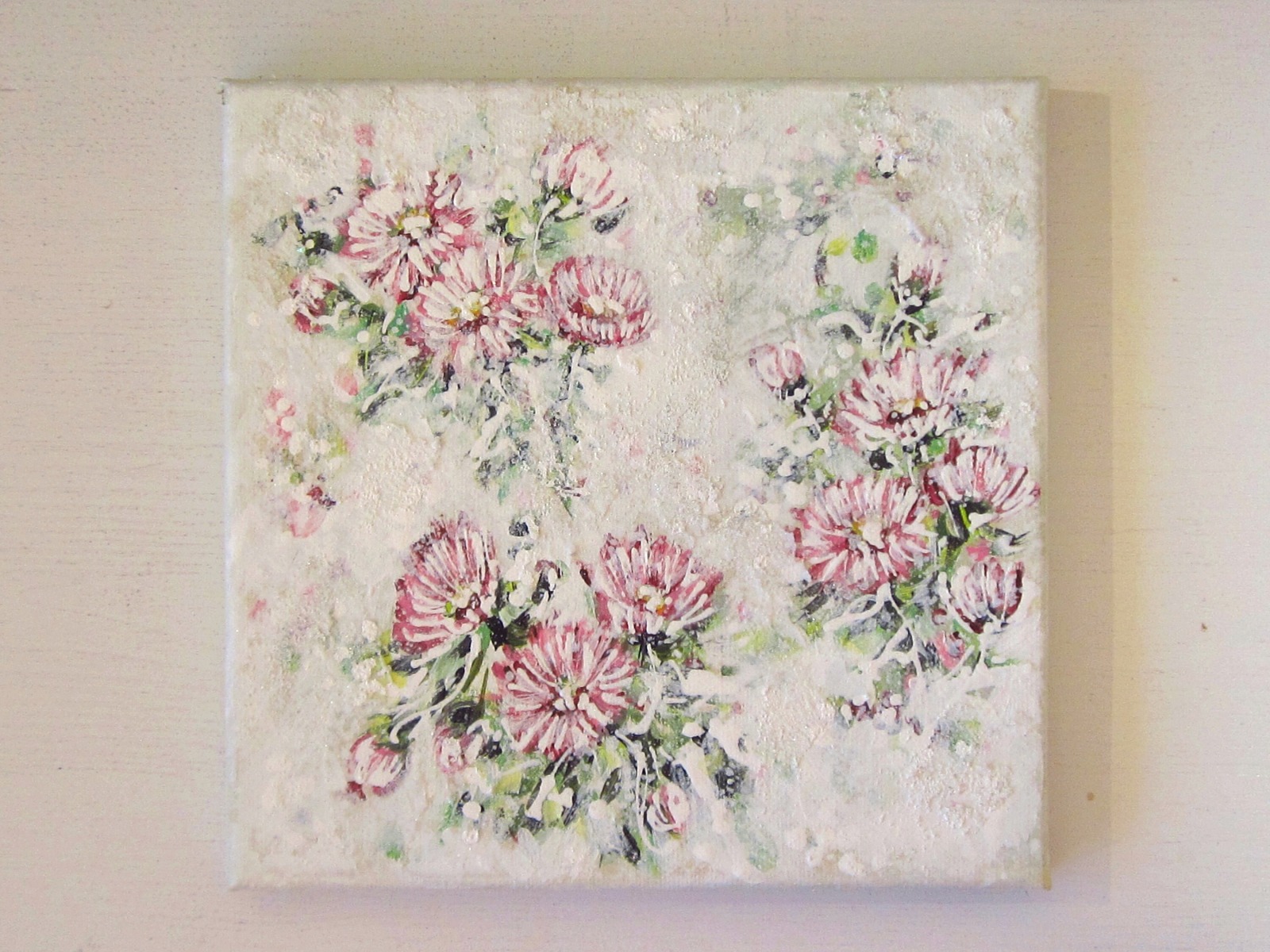 ROSA GÄNSEBLÜMCHEN - kleines Blütenbild auf Leinwand 20cmx20cm mit Glitter und Strukturpaste 5