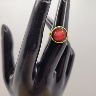 Rot - Ring Cabochon 12mm gold