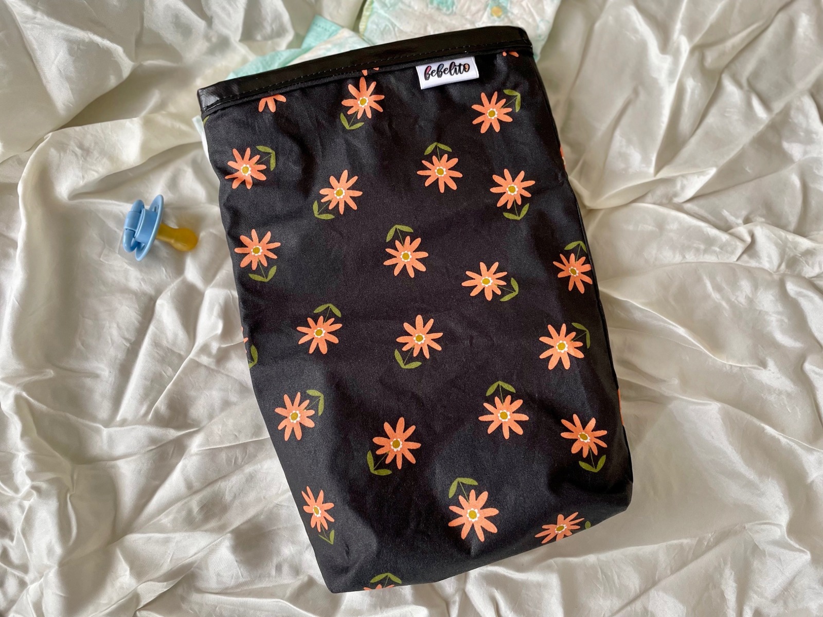 Wetbag Nasstasche Blumen Schwarz 4