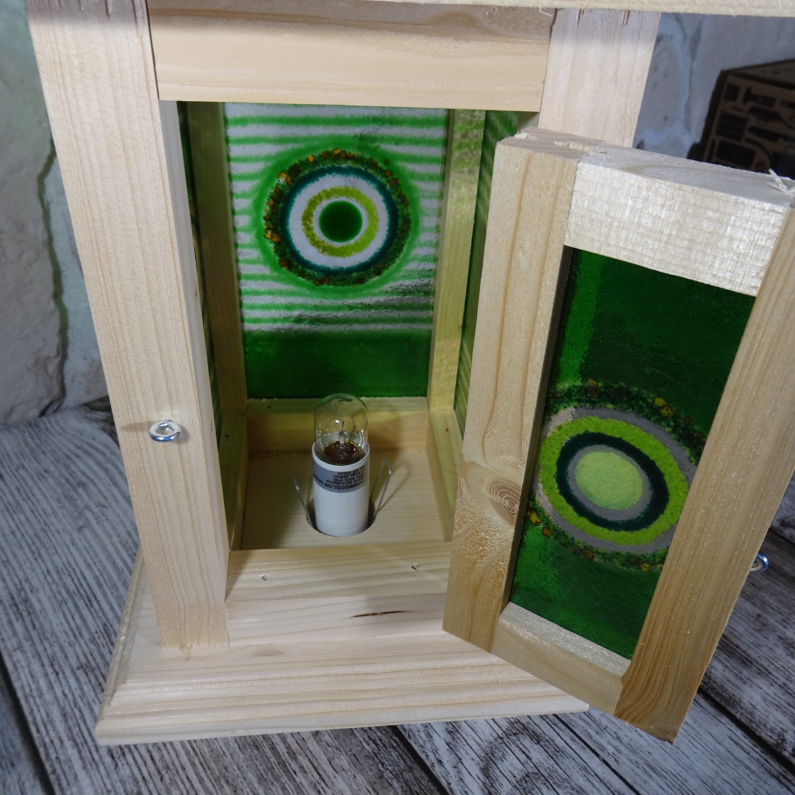 Einzigartige Holzlaterne mit Fusing Glas grün 7