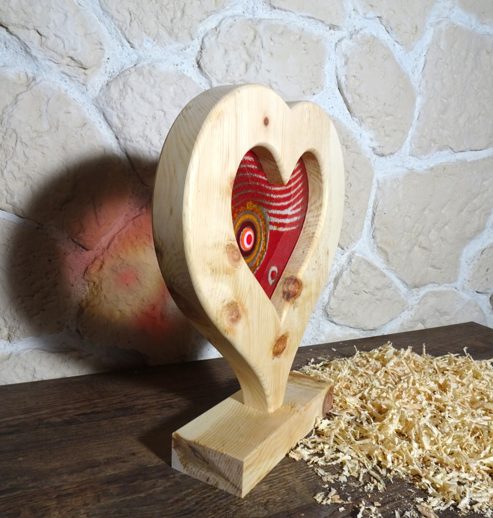 Herz aus Zirbenholz mit Fusingglas personalisierbar Zirbelholz Aufsteller 2