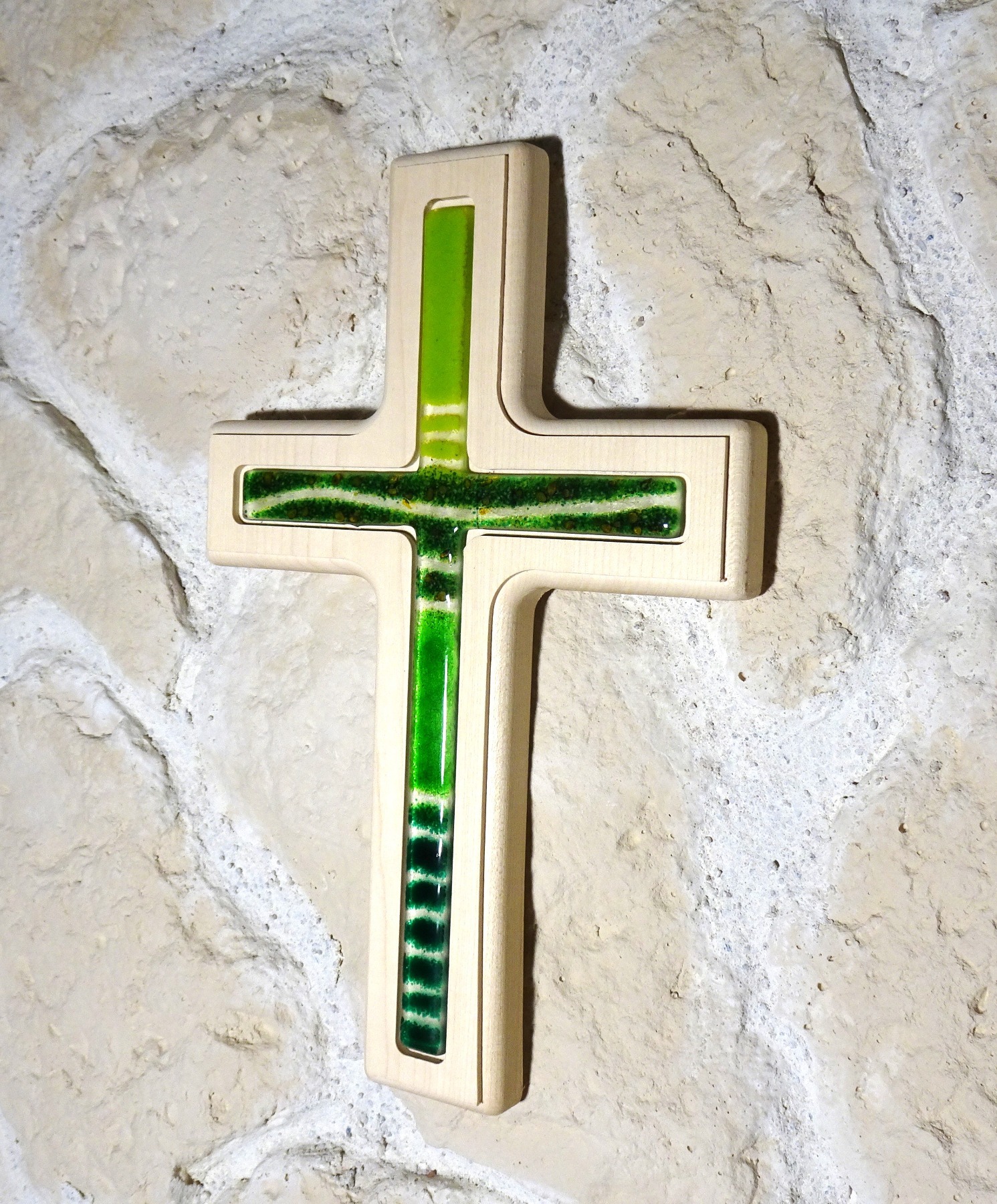Holzkreuz mit Fusingglas Kreuz aus Ahorn 2