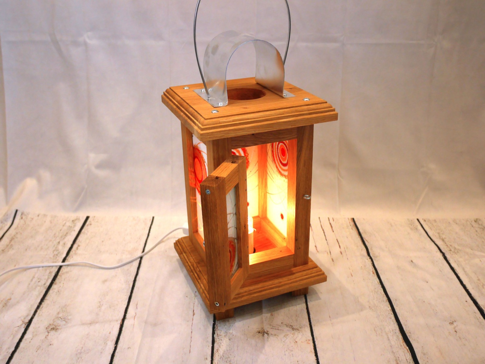 Einzigartige Holzlaterne mit Fusing Glas weiß &amp; rot 8
