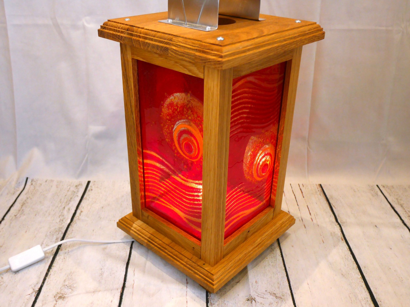 Einzigartige Holzlaterne mit Fusing Glas Kreis- und Wellenmuster rot 5
