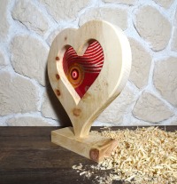 Herz aus Zirbenholz mit Fusingglas personalisierbar Zirbelholz Aufsteller 3