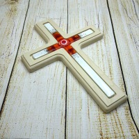 Holzkreuz mit Fusingglas in weiß und rot Kreuz aus Ahorn 3