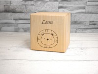 Personalisierte Löwe Spardose aus Holz mit Name