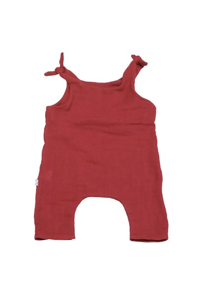 Baby romper from organic muslin red