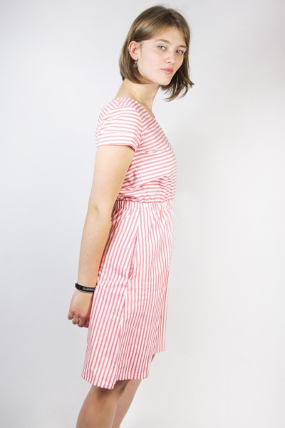 Organic dress Somrig, summer stripes red / white