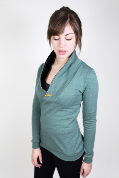 Bio Sweater Kraja grün meliert / schwarz - Größe S sichtbarer Streifen mittig vorne und hinten