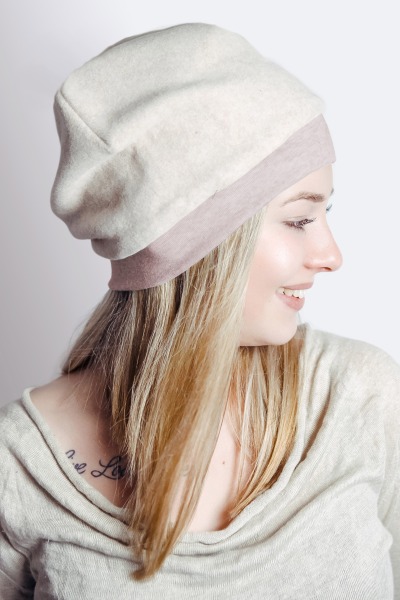 Organic cap Lumi cotton fleece tinged in nude-colour -