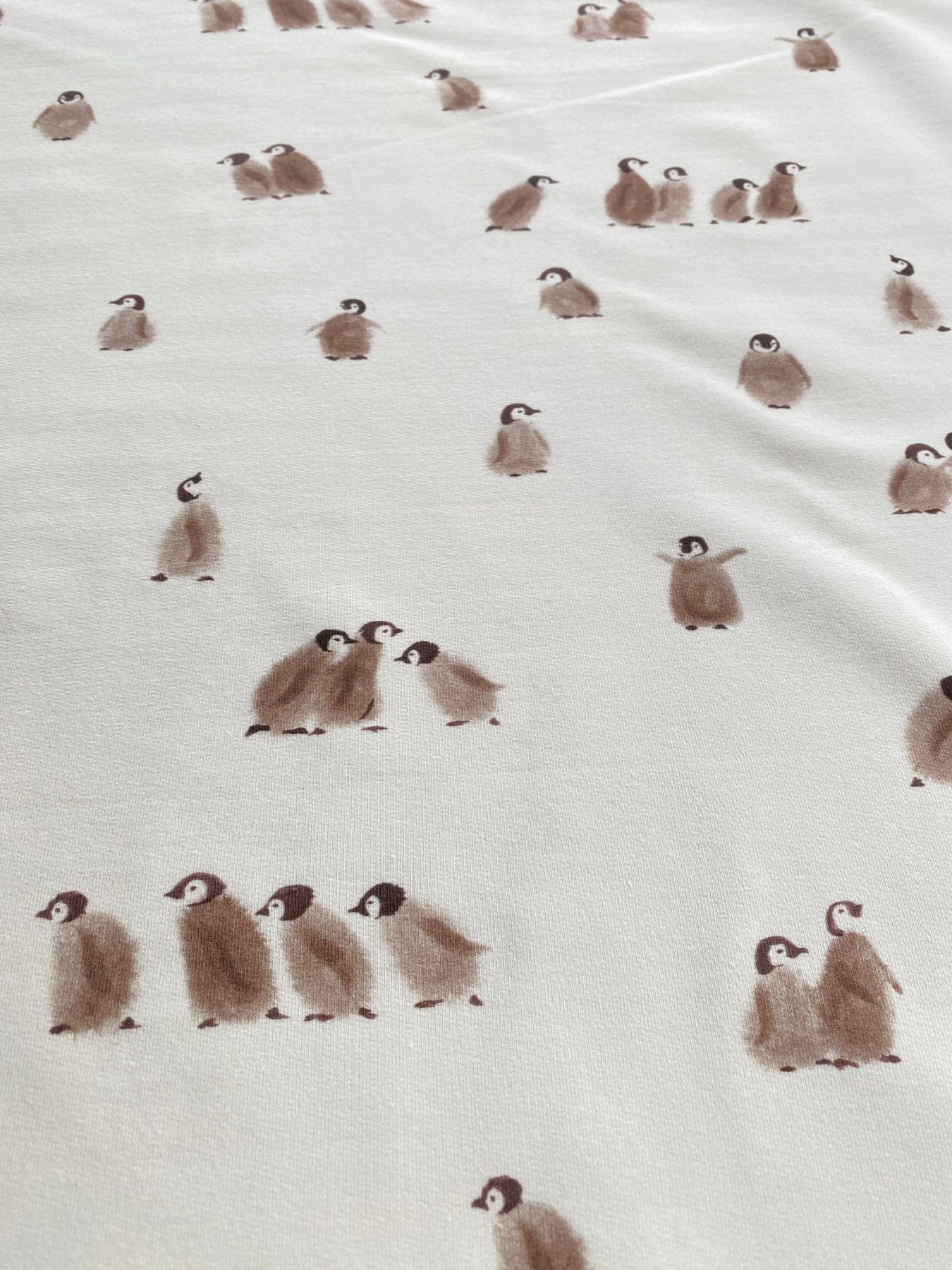 French Terry Family Fabrics Pinguine creme Penguin Sweatstoff 7