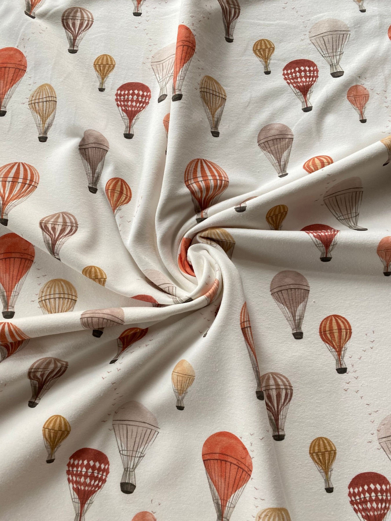 Jersey Family Fabrics Heißluftballon creme