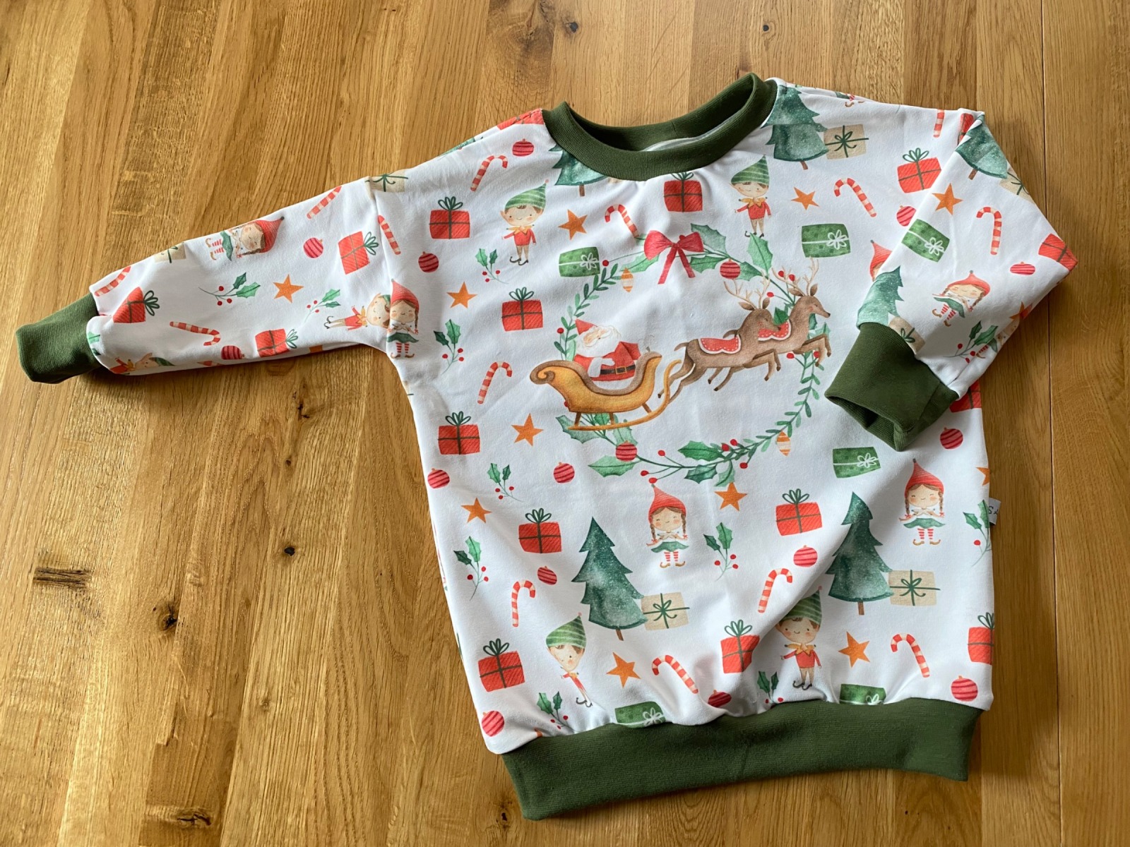 Weihnachts-Sweatshirt Weihnachtsschlitten Gr.104/110 3