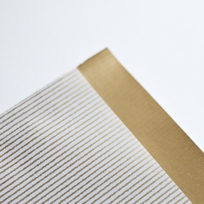 Geschenktüte White/Soft Gold Lines - 1 Größe