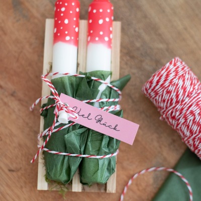 Verschenke Glück und gute Laune: Fliegenpilz-Kerzenset in Holzverpackung - Fligenpilz-Kerzen für