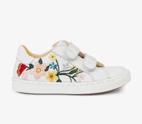 Sneakers w/ Embroidery 2
