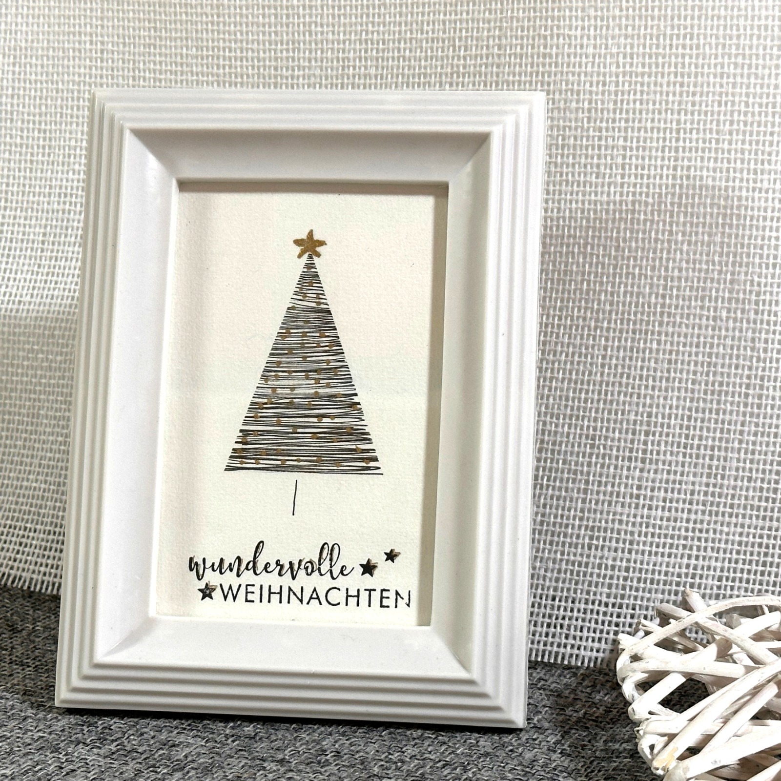 Wunderschöne Weihnachtskarte mit einem schwarz/ goldenem Weihnachtsbaum