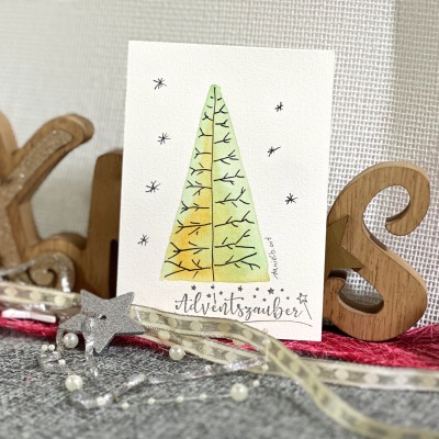 Schöne Weihnachtskarte mit Schneeflocken -